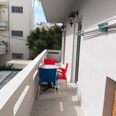 Apartment Odysseas Nea Chora *